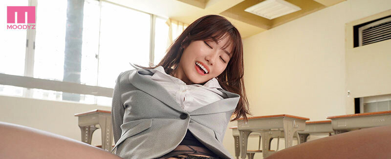 神宮寺ナオ(神宫寺奈绪)作品MIDA-356发布!丰臀美腿的碧池教师,骑在废物学生脸上逼他口交-图片5