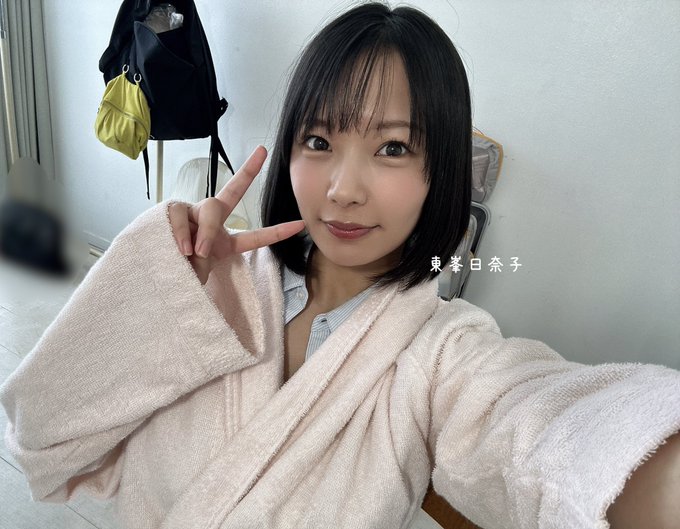 用身体当封口费!22岁H罩杯超绝美爆乳美少女「东峰日奈子」新作自慰被表哥抓到...!